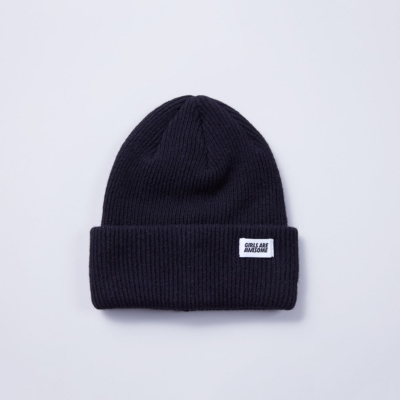 Girls are Awesome Beanie black